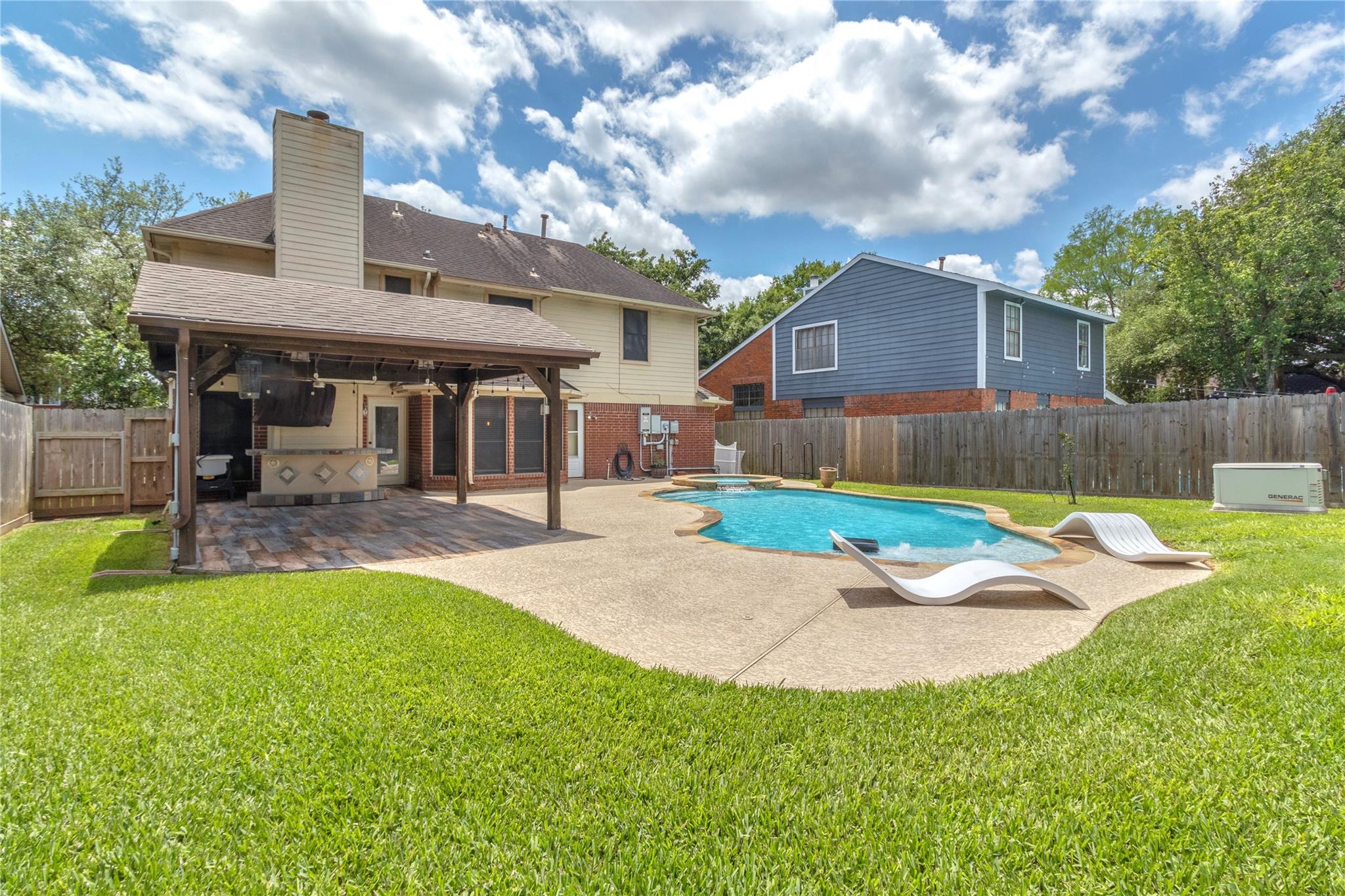 6923 Little Redwood Drive