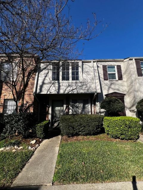 Photo of 14447 Misty Meadow Lane, Houston, TX 77079 (MLS # 32537696)