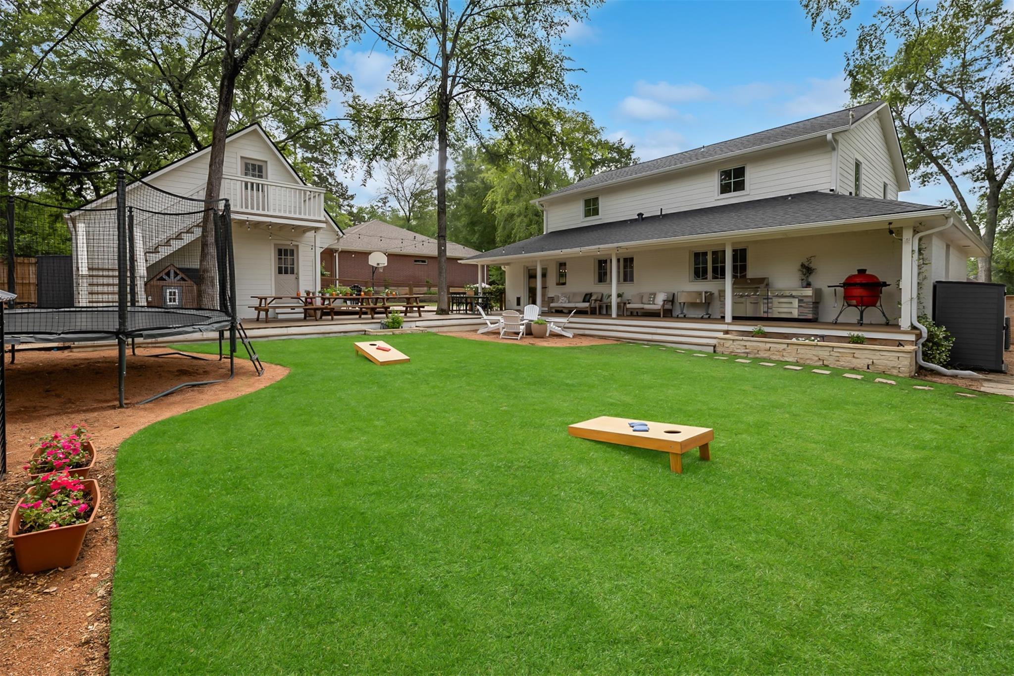 140 April Waters Drive W