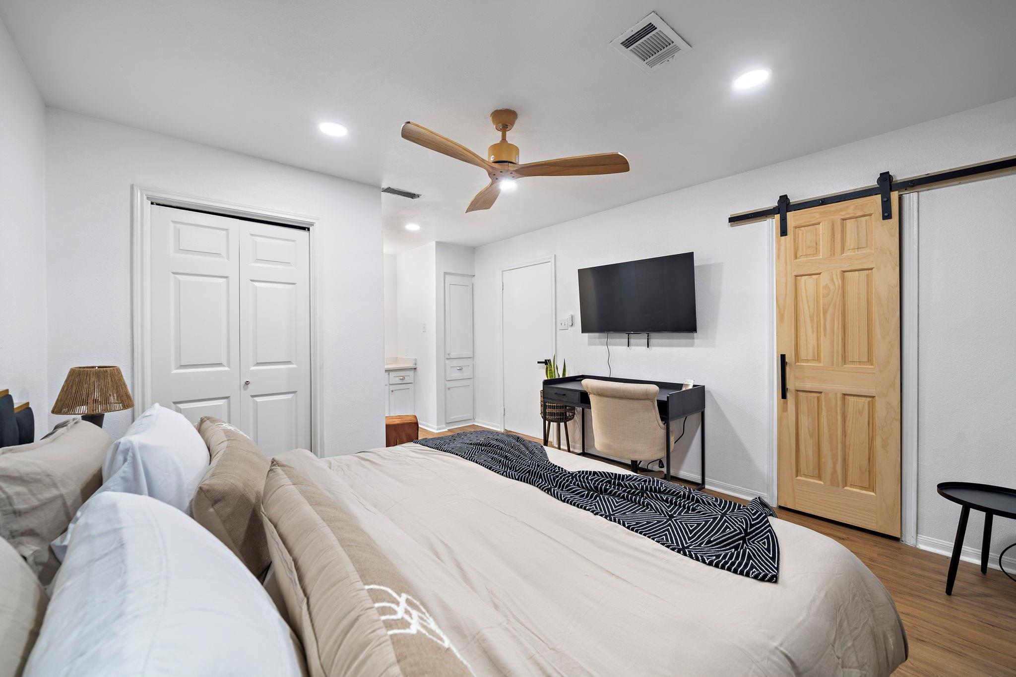 610 Acapulco Village Drive