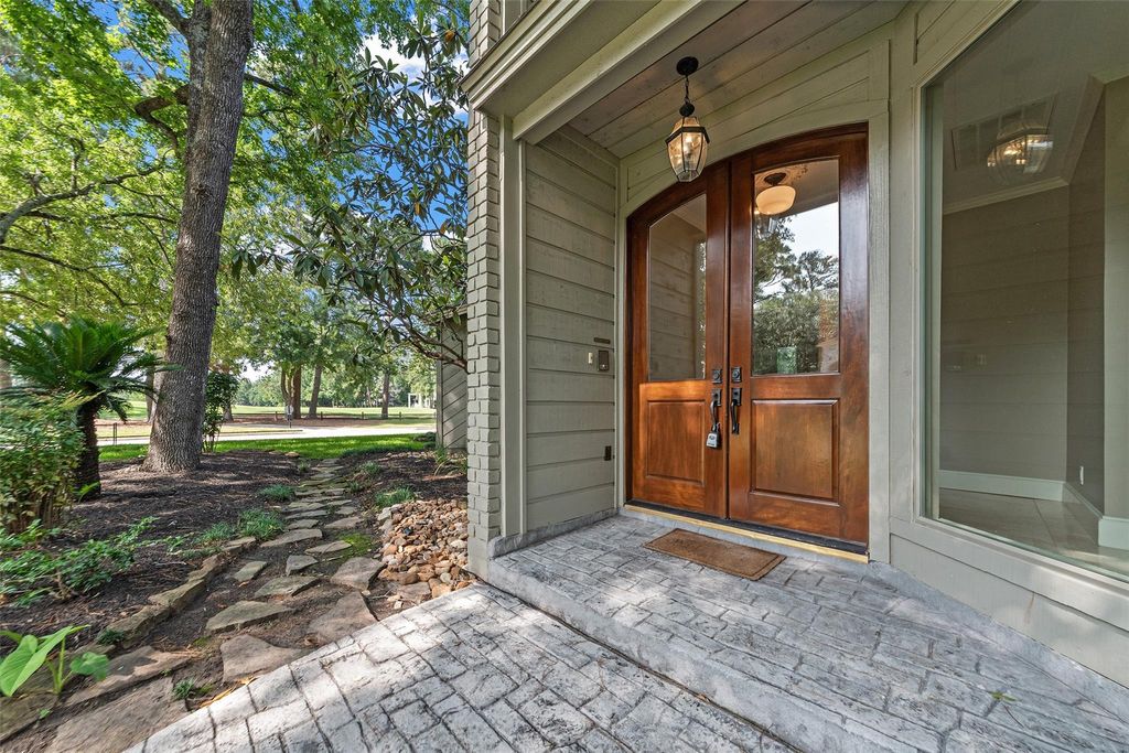Photo of 2022 Wind Creek Drive, Kingwood, TX 77345 (MLS # 4224648)
