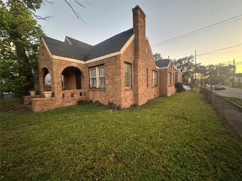 Photo of 1704 Rosewood Street, Houston, TX 77004 (MLS # 87612919)