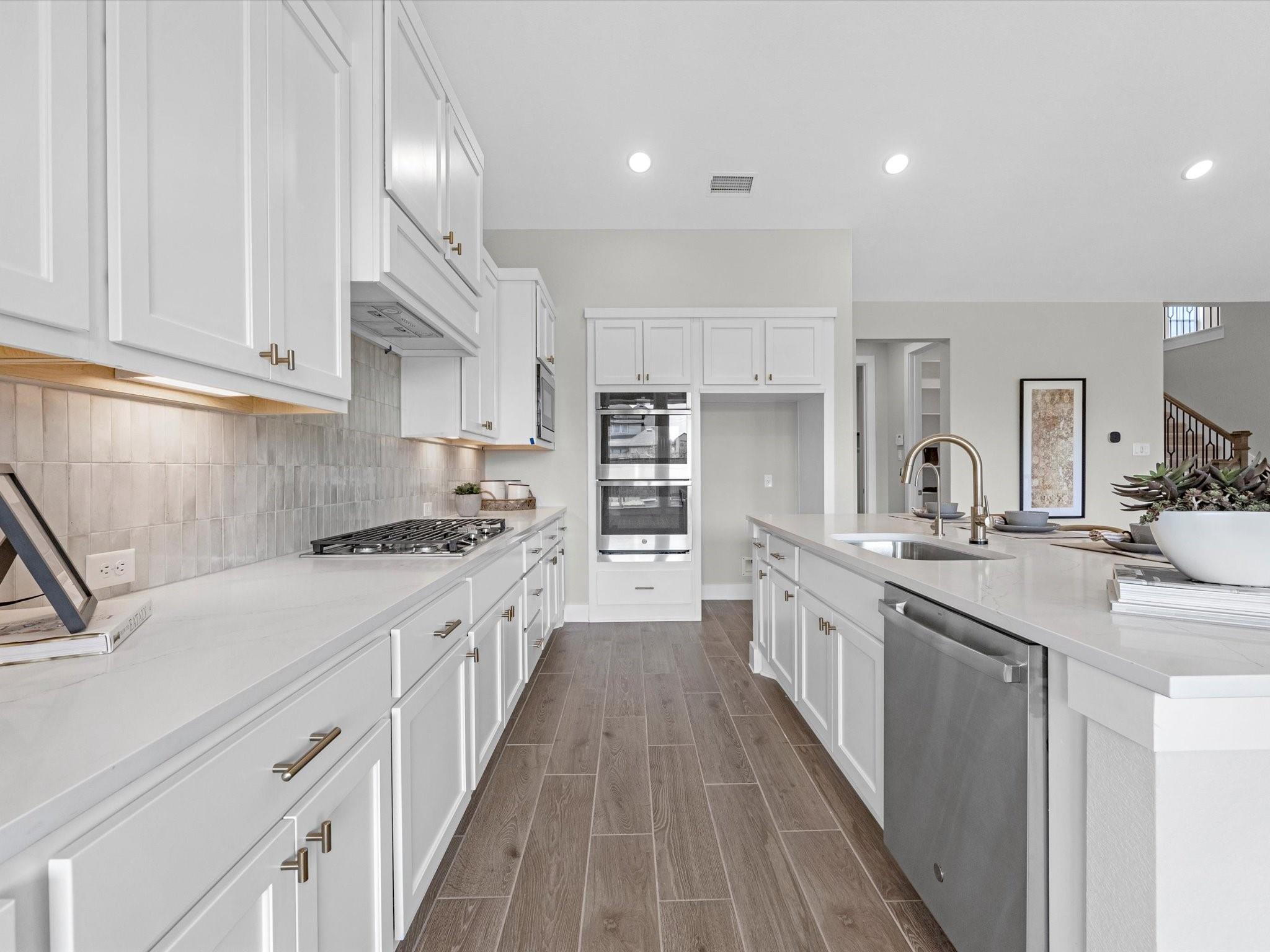 7615 Sunset Ridge Lane