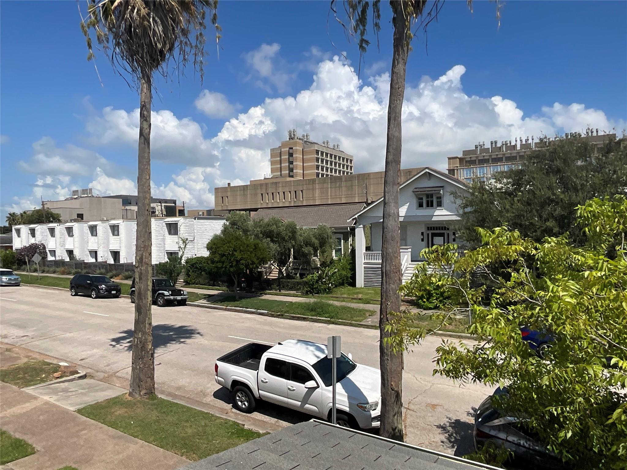 905 Post Office Street