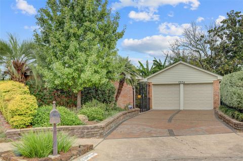 Photo of 13134 Benford Drive, Houston, TX 77099 (MLS # 91993666)