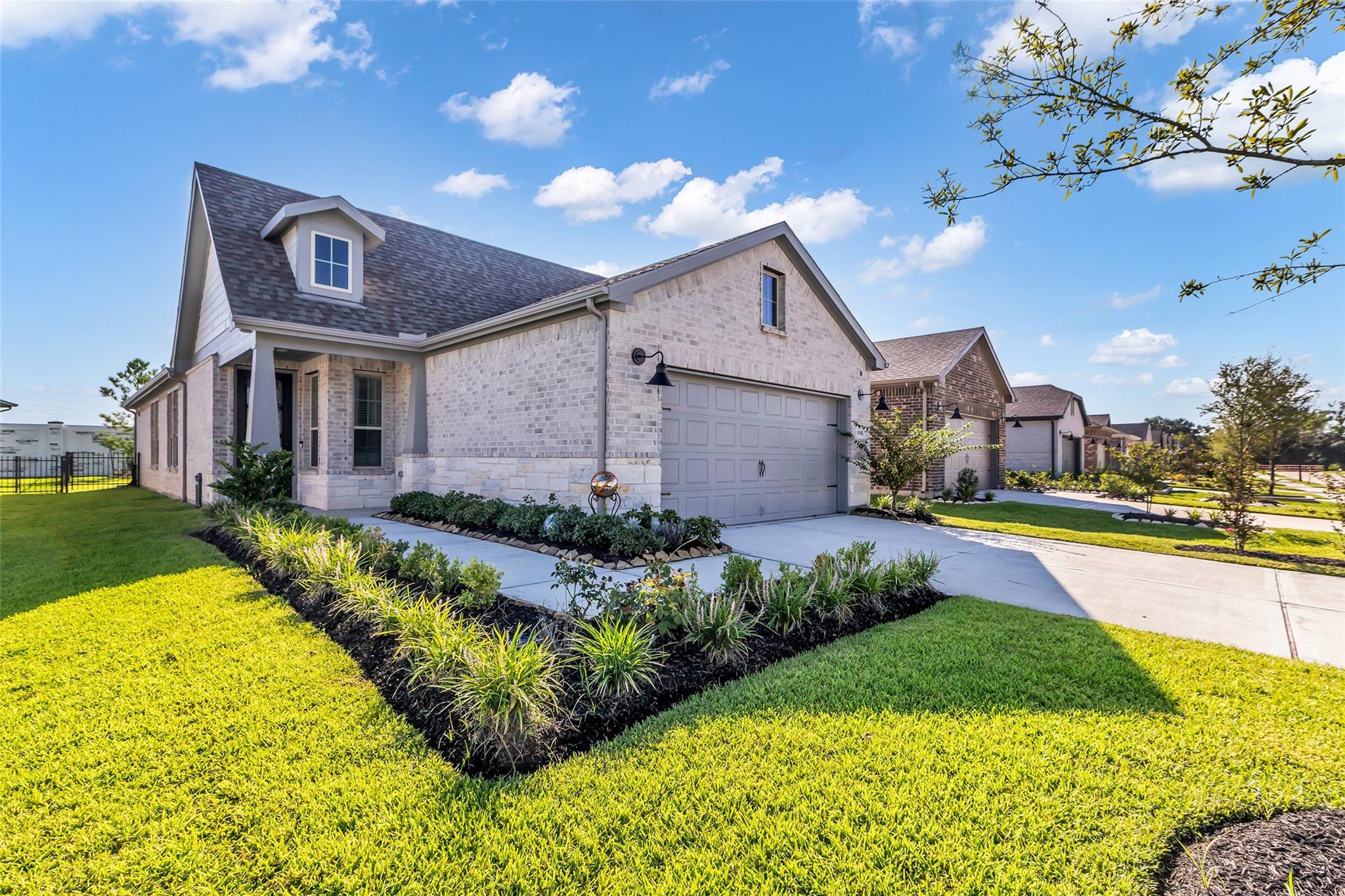 8015 Prospect Drive