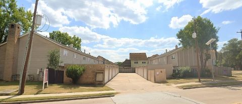 1477 Springrock Lane 12 Houston TX 77055