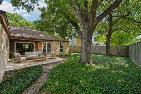 Tiny photo for 11410 Overbrook Lane, Houston, TX 77077 (MLS # 77523599)