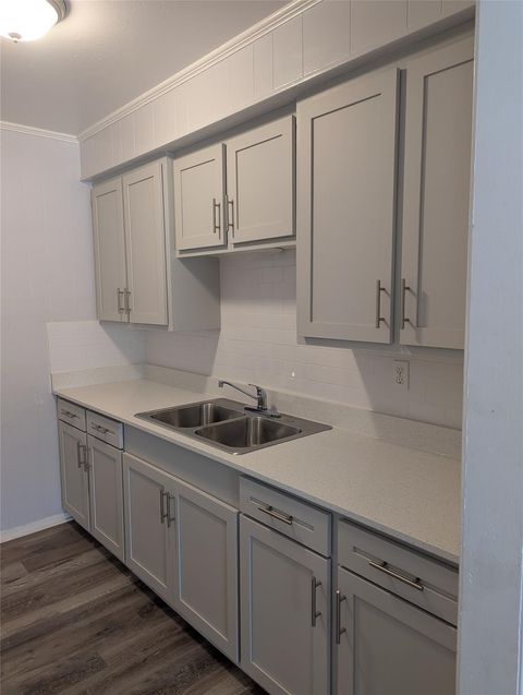 Photo of 1311 21st Street #2, Huntsville, TX 77340 (MLS # 47943776)