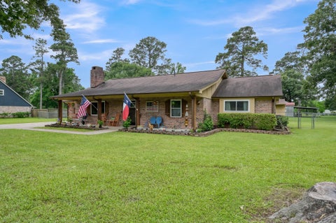 Photo of 811 County Road 2267, Cleveland, TX 77327 (MLS # 55755429)