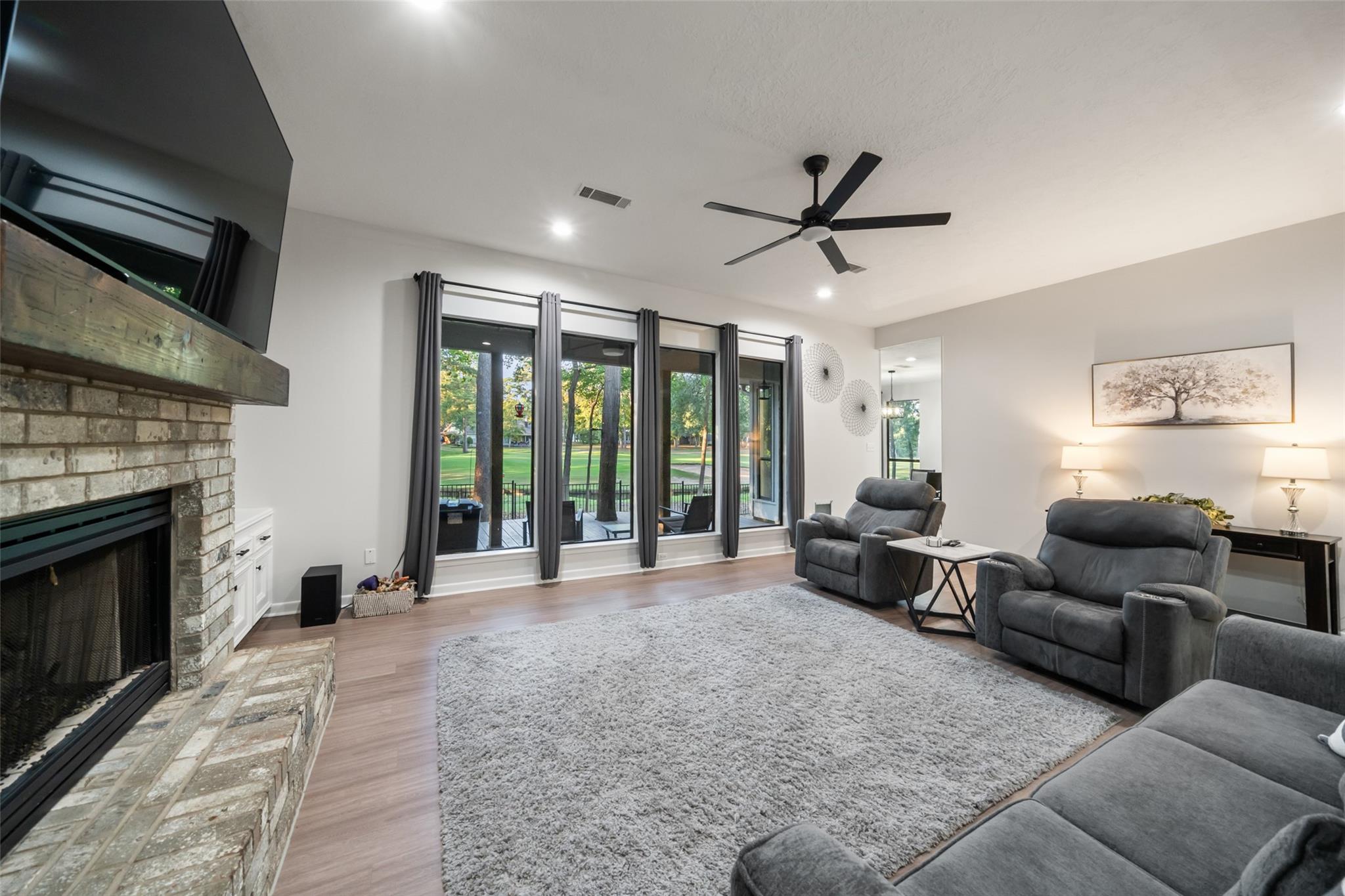 24 Indian Wells Lane