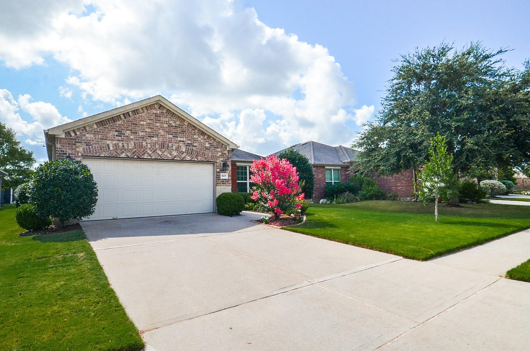 527 Monterry Oaks Drive