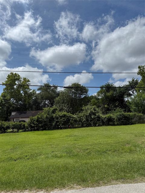 Photo of 0 Rosalee St, La Marque, TX 77568 (MLS # 70237713)