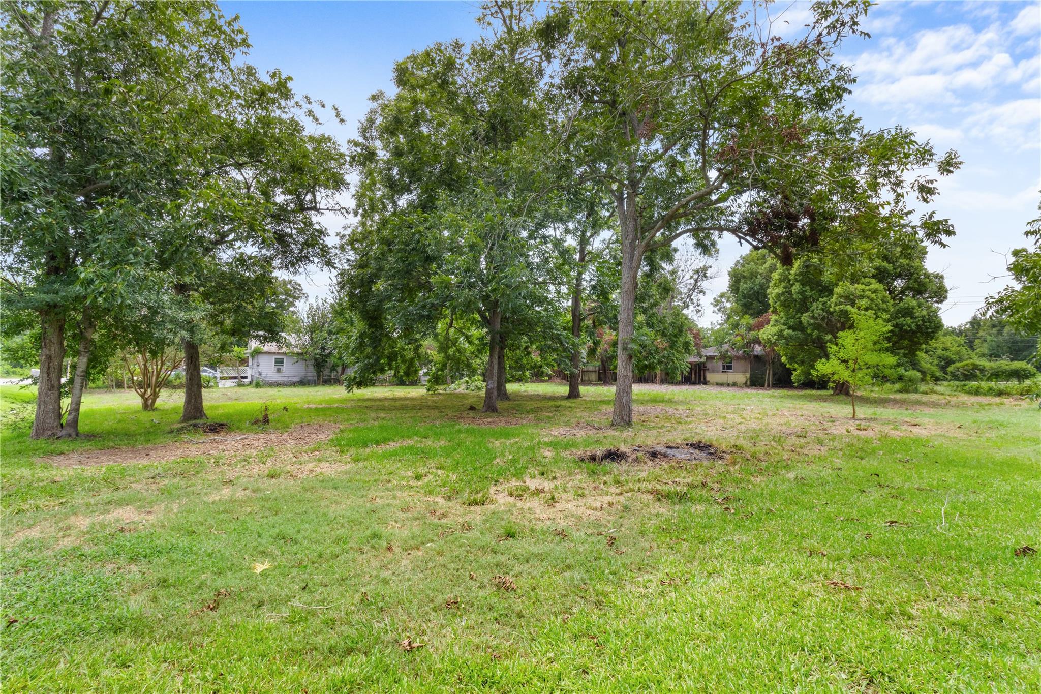 00 Red Bluff Dr