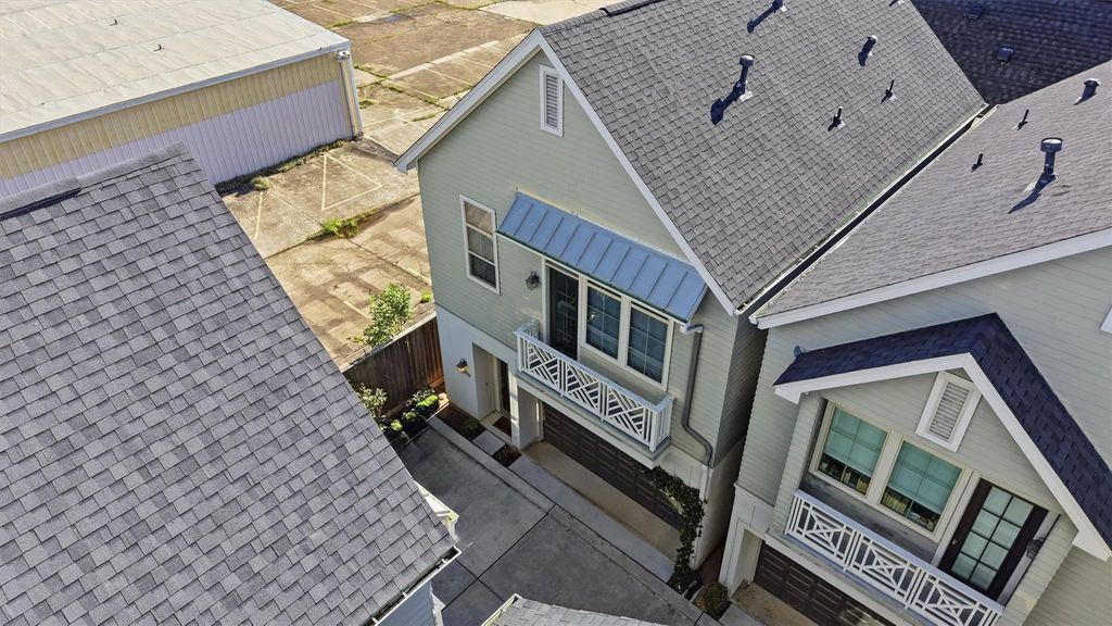 Photo of 2117 Naomi Street #B, Houston, TX 77054 (MLS # 46960828)