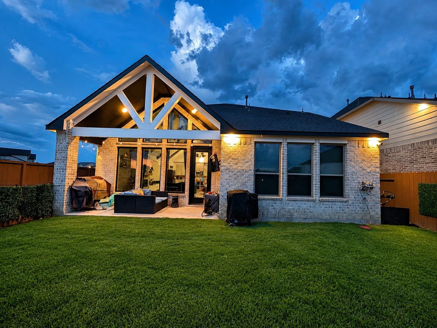 211 Vista Knoll Court