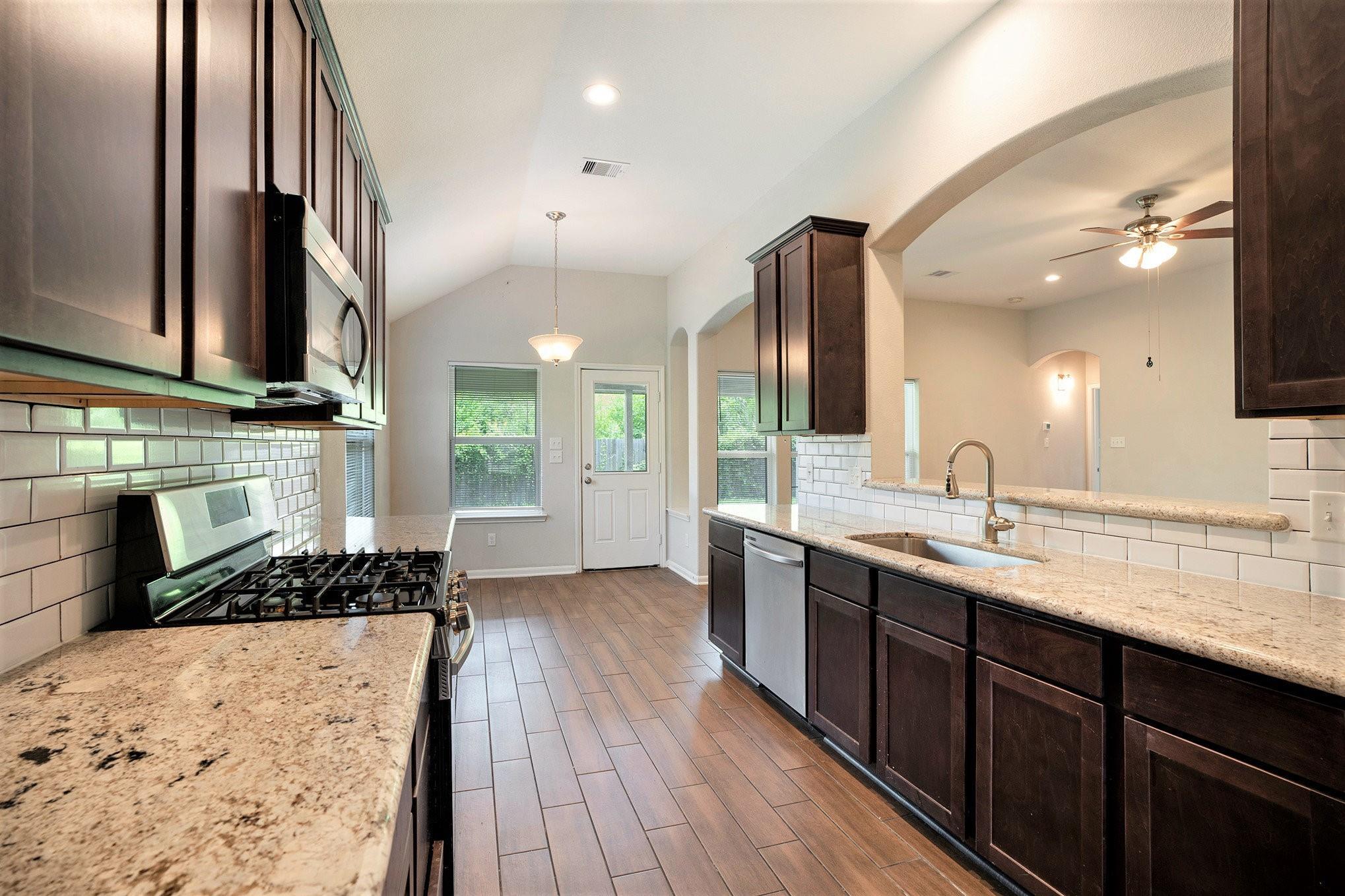 22526 E Shorewood Loop, Huffman, TX, 77336