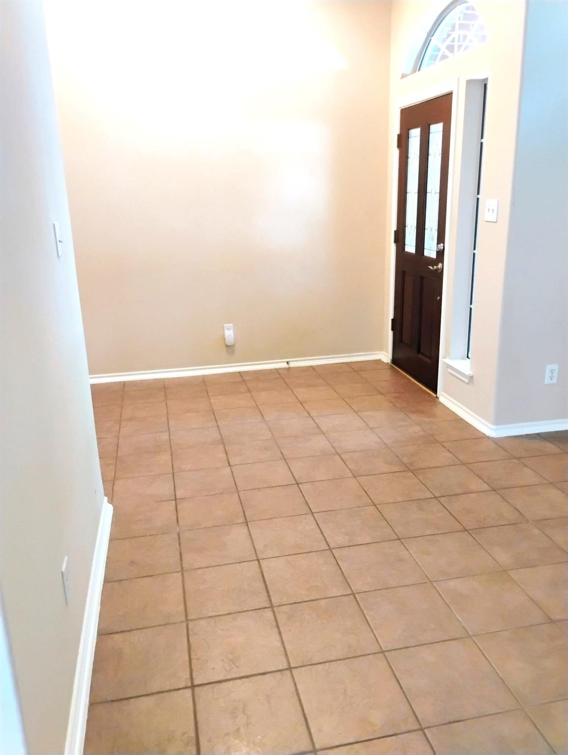 18507 Half Moon Trail