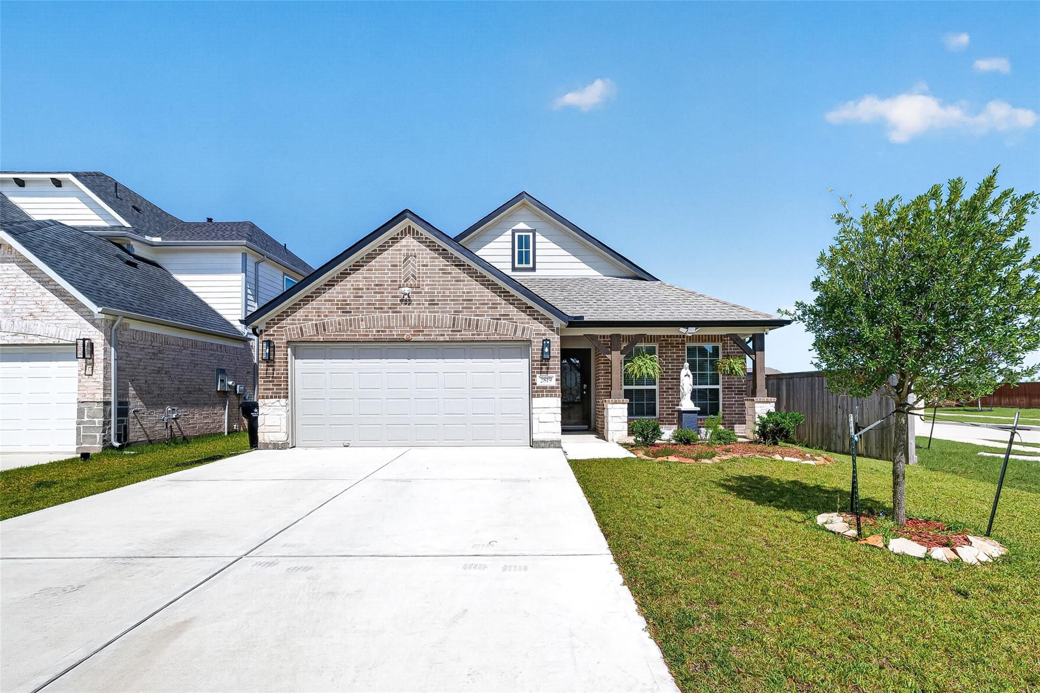 2819 Solitude Pine Lane