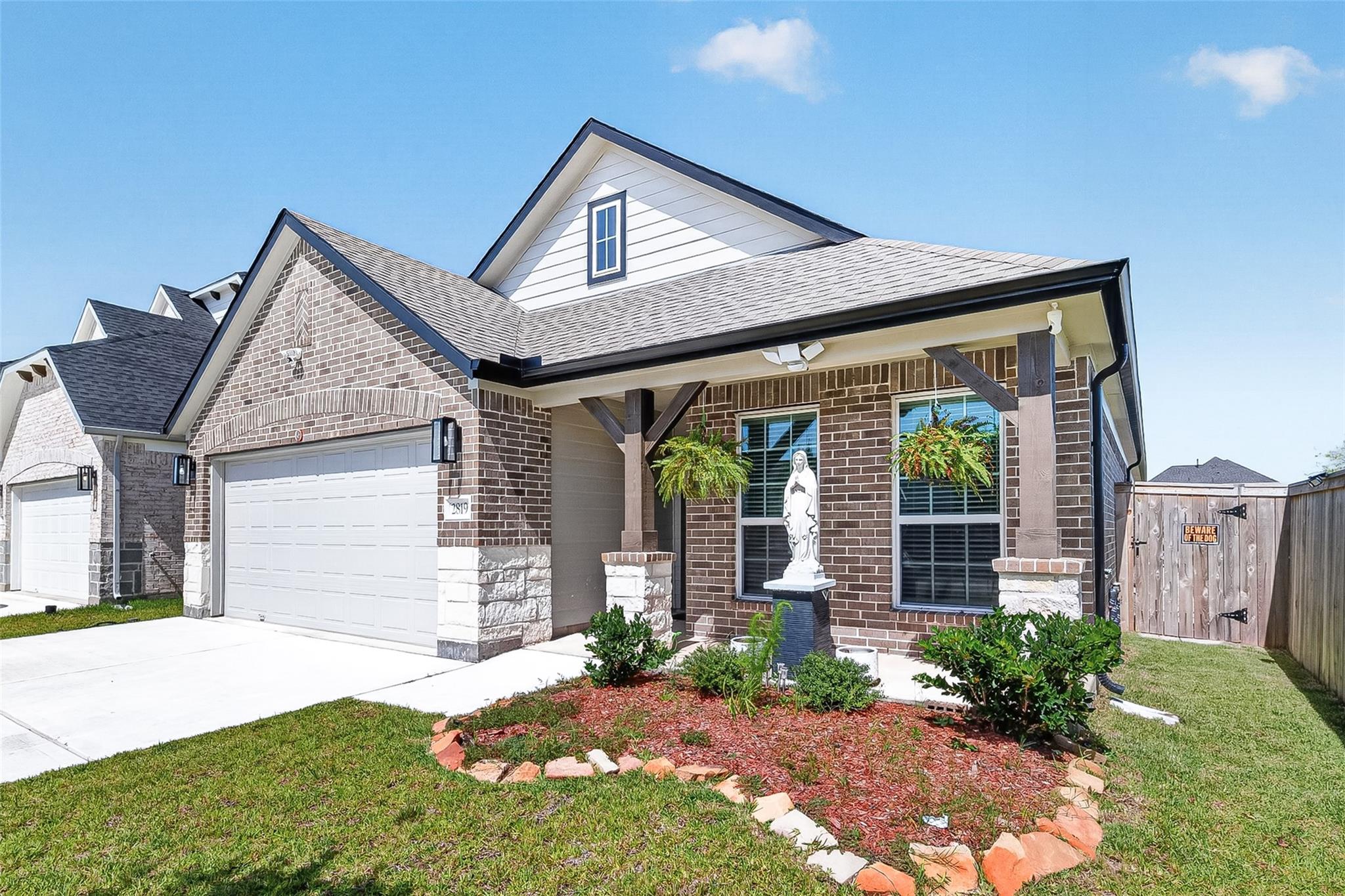 2819 Solitude Pine Lane