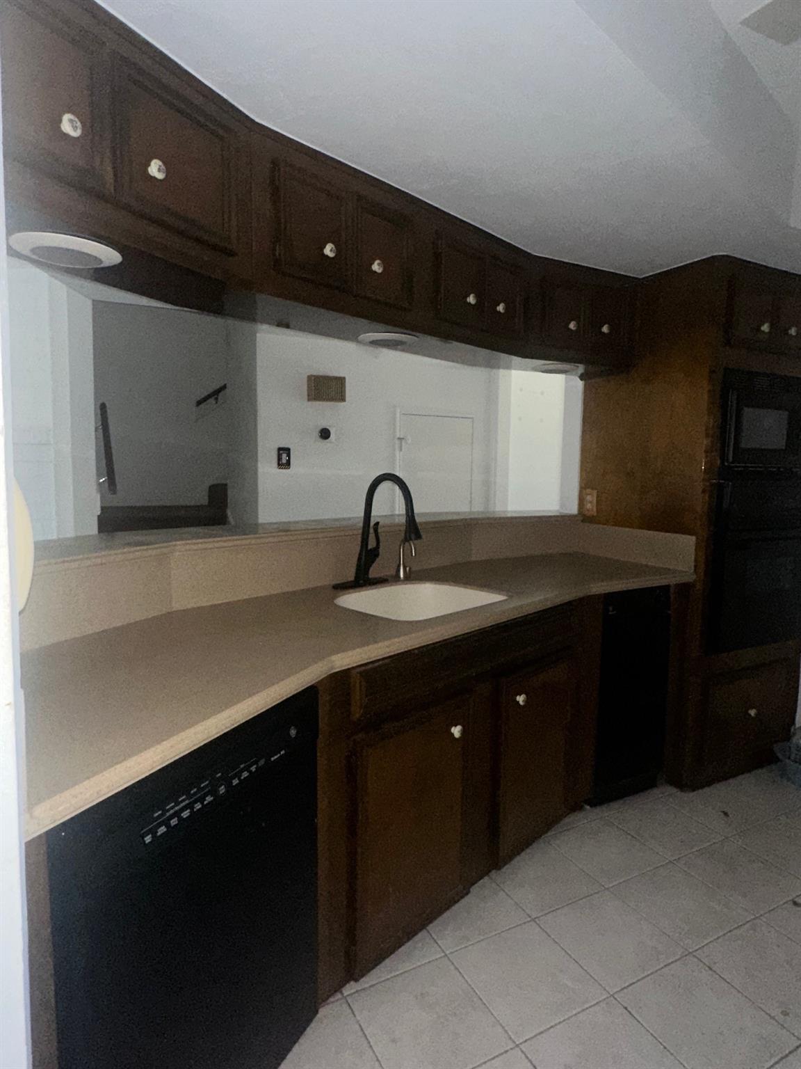 14712 Perthshire Road A