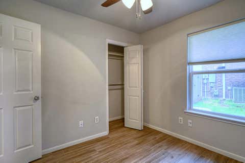 Tiny photo for 15 White Bark Pl, The Woodlands, TX 77381 (MLS # 93206892)