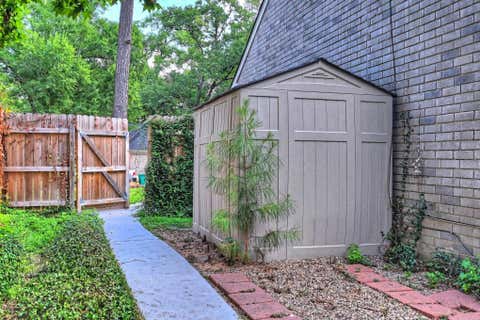 Tiny photo for 15 White Bark Pl, The Woodlands, TX 77381 (MLS # 93206892)