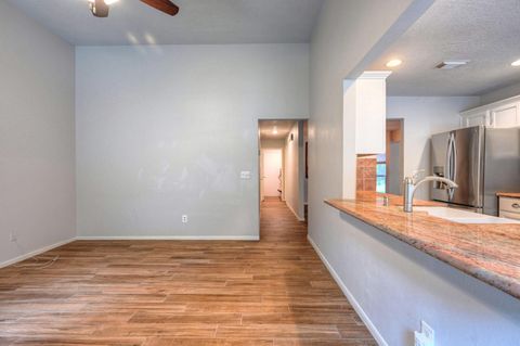 Tiny photo for 15 White Bark Pl, The Woodlands, TX 77381 (MLS # 93206892)