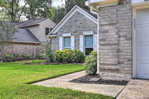Tiny photo for 15 White Bark Pl, The Woodlands, TX 77381 (MLS # 93206892)