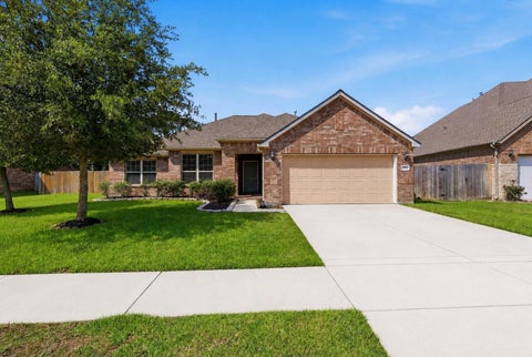 Photo of 24511 Emerald Pool Falls Drive, Tomball, TX 77375 (MLS # 30711698)