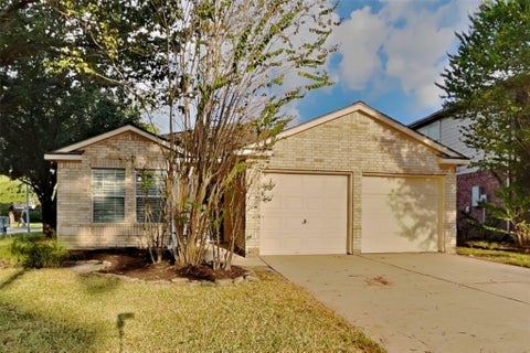 Photo of 19307 Royal Isle Drive, Tomball, TX 77375 (MLS # 16266993)