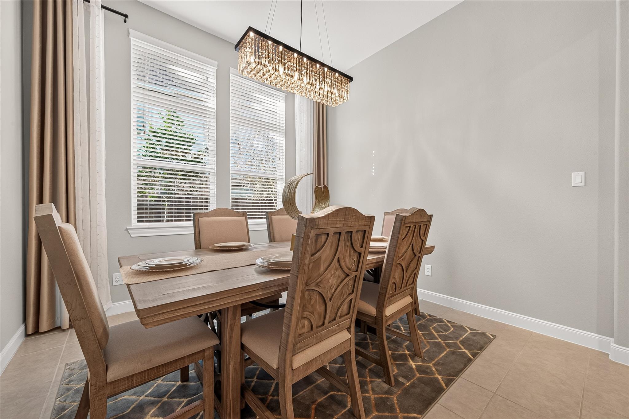 20326 Peralta Cliff Trail