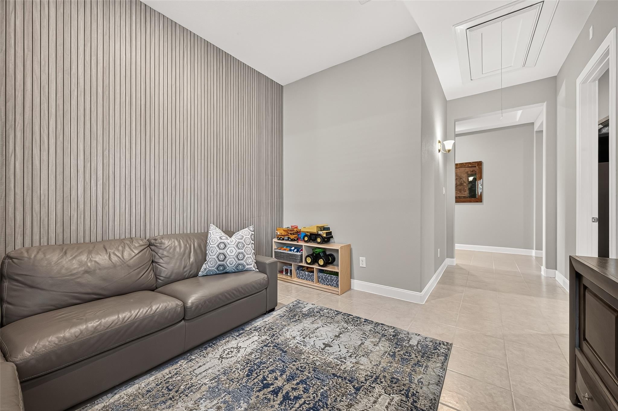 20326 Peralta Cliff Trail