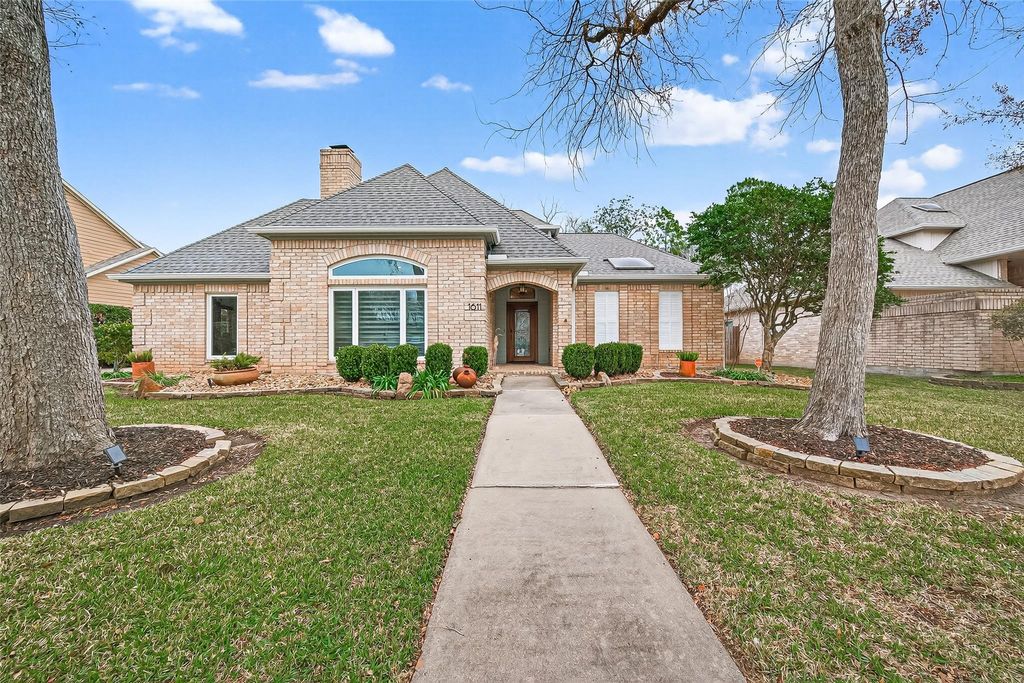 Photo of 1611 Deerfield Court, Richmond, TX 77406 (MLS # 90560524)