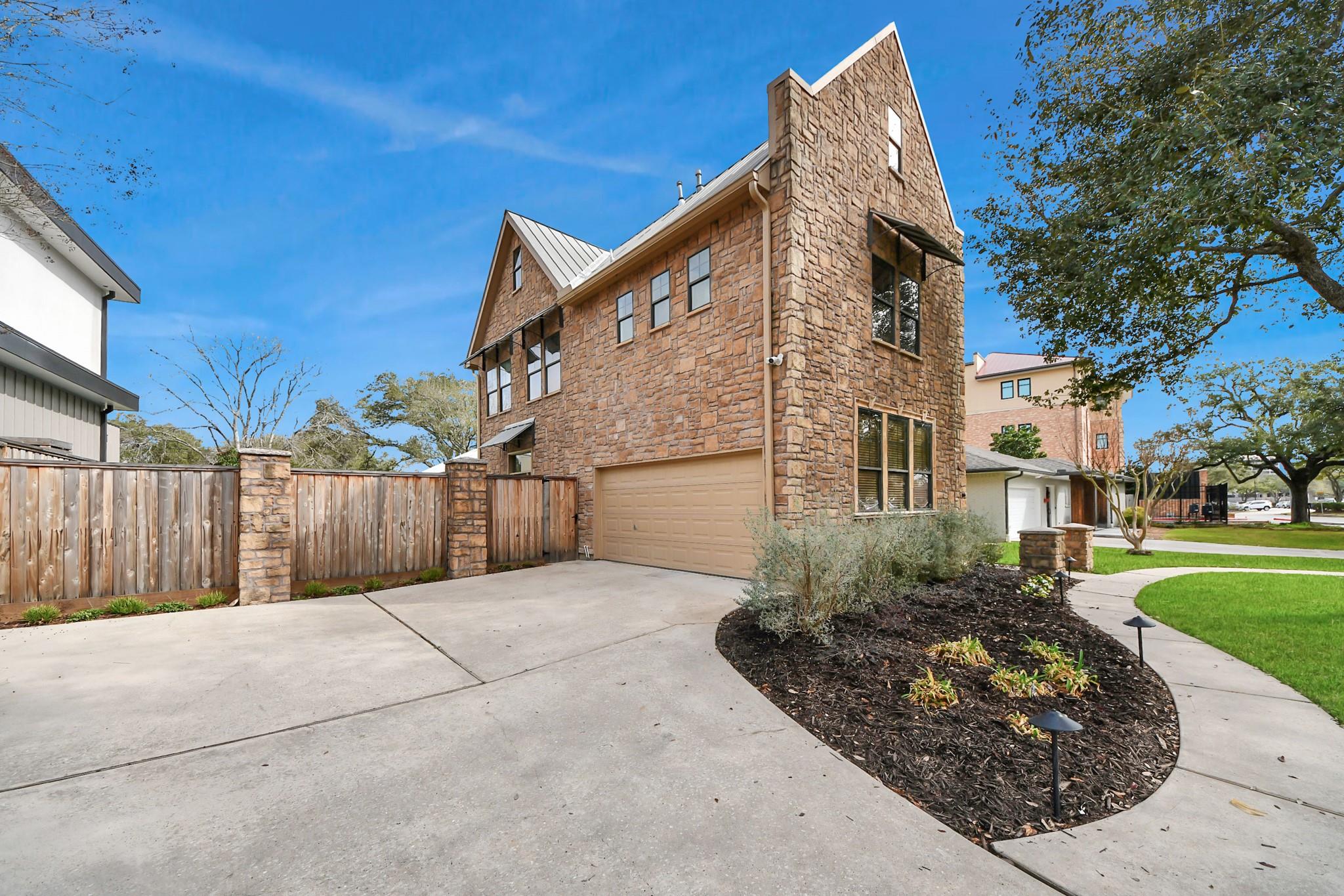 5006 Jackwood Street