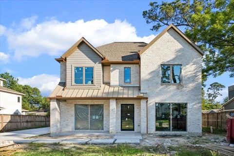 Photo of 515 W 33rd Street, Houston, TX 77018 (MLS # 43475186)