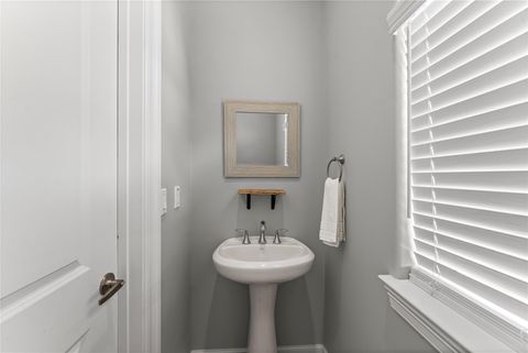 Tiny photo for 11129 Olympia Drive, Houston, TX 77042 (MLS # 36905623)