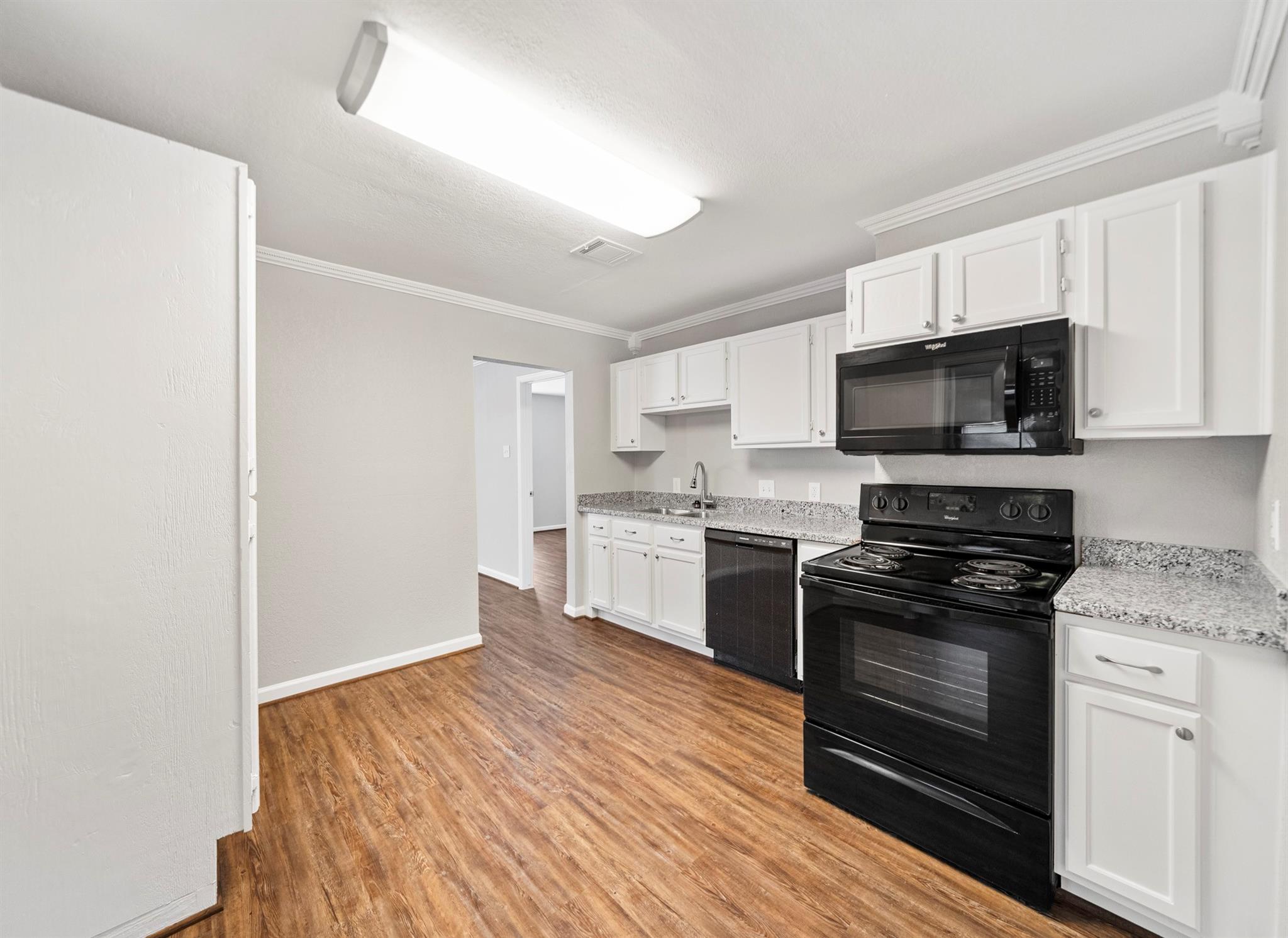 1411 Pleasantville Drive