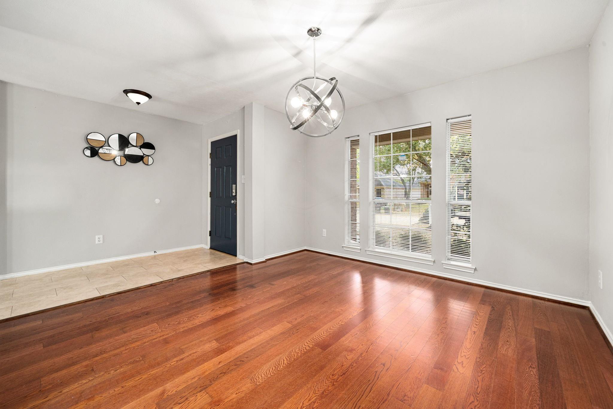 4815 Mission Lake Court