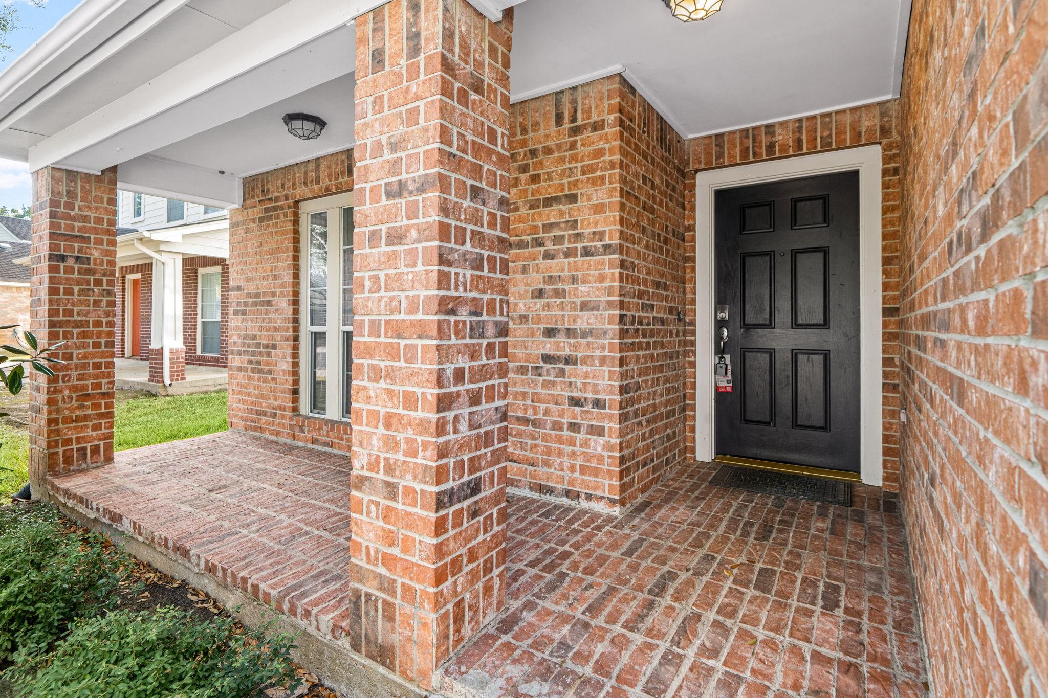 4815 Mission Lake Court