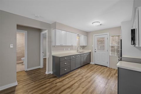 Photo of 6918 Irvington Boulevard #A, Houston, TX 77022 (MLS # 24559868)