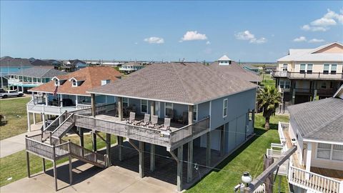 Photo of 3093 Greg Street, Crystal Beach, TX 77650 (MLS # 7611304)