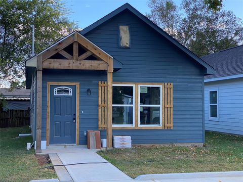 Photo of 16895 W Dounreay Street, Montgomery, TX 77316 (MLS # 96752823)
