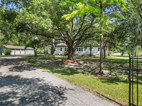 Photo of 16220 Hudson Road, Santa Fe, TX 77517 (MLS # 86405686)