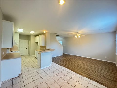 Tiny photo for 5711 Vinemont Lane, Houston, TX 77084 (MLS # 98566710)
