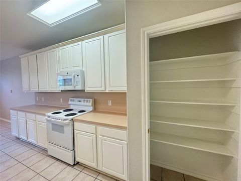 Tiny photo for 5711 Vinemont Lane, Houston, TX 77084 (MLS # 98566710)