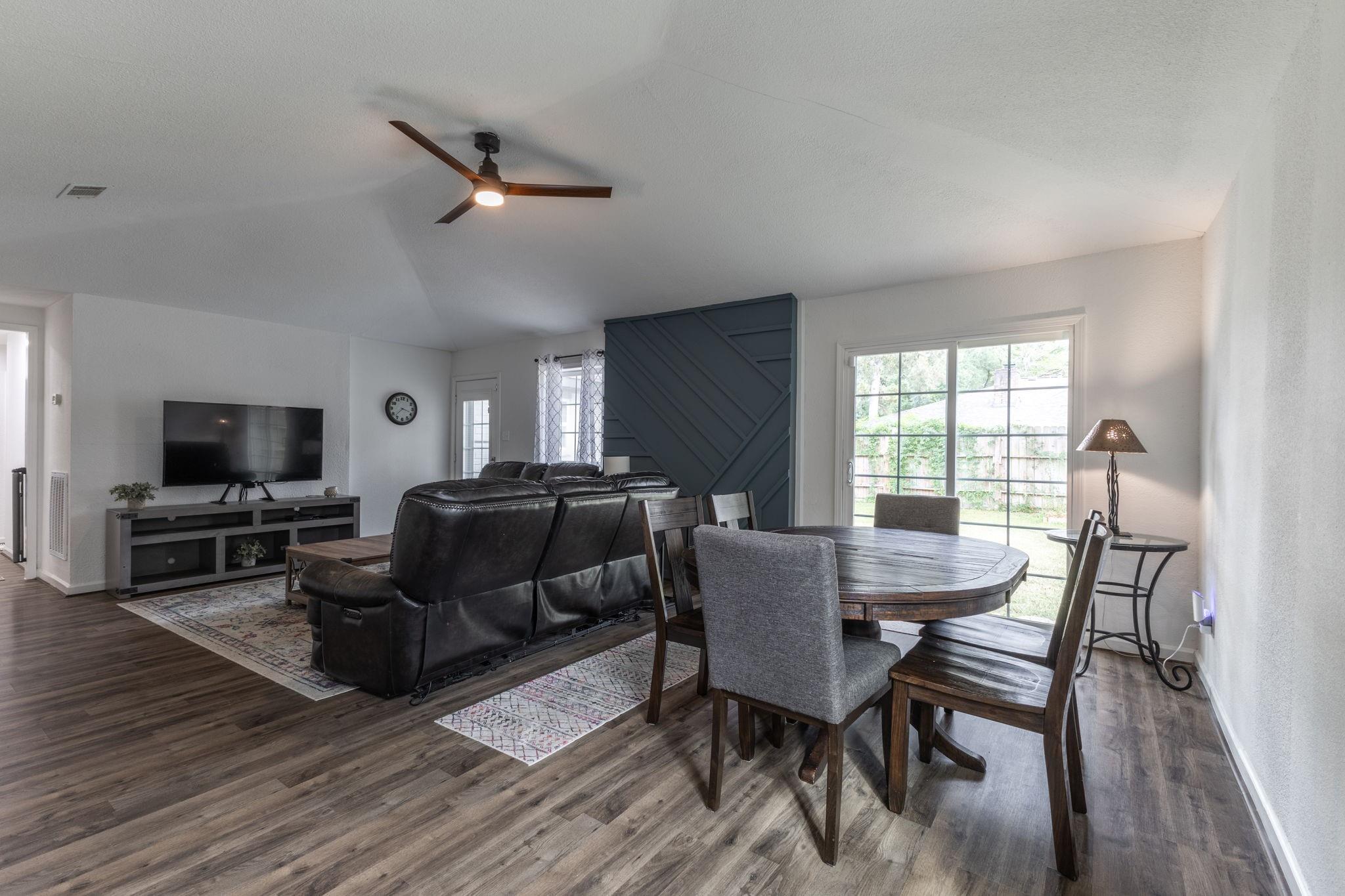 23046 Cranberry Trail