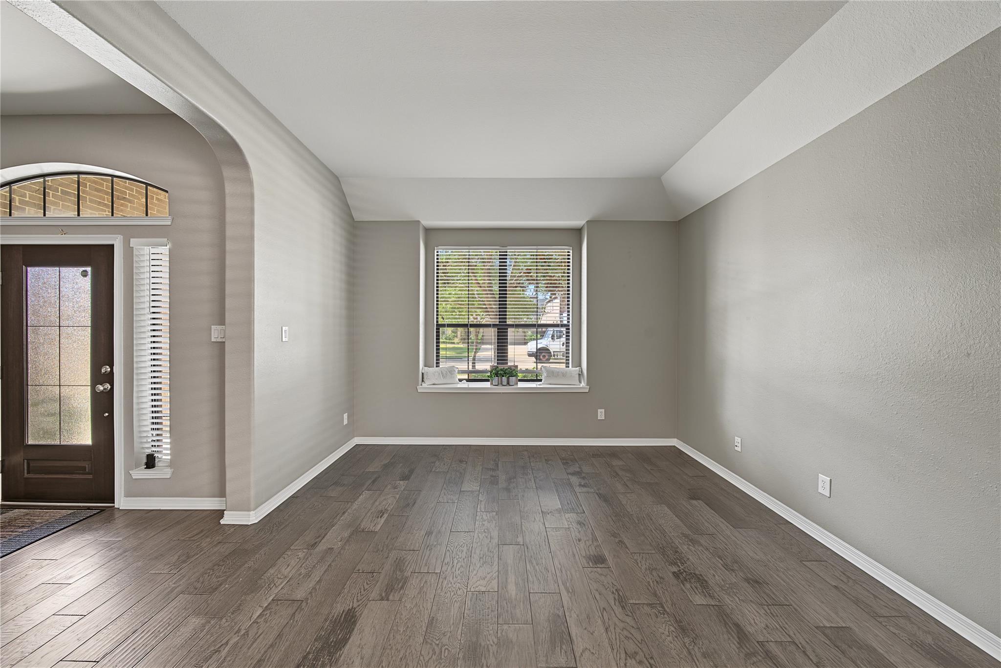 6723 Sotoria Lane