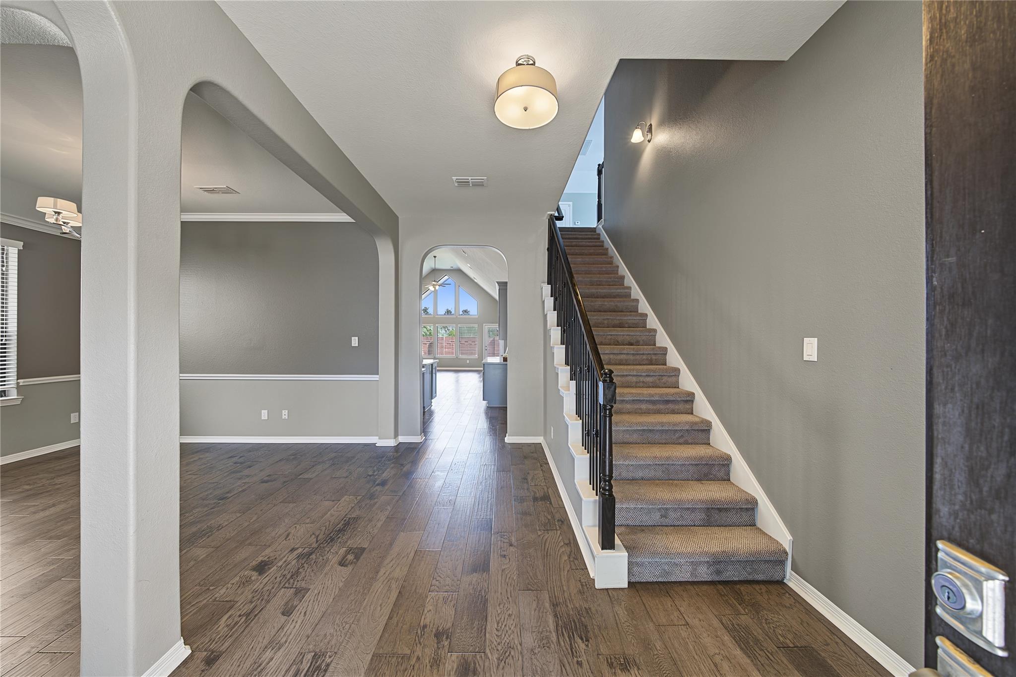 6723 Sotoria Lane