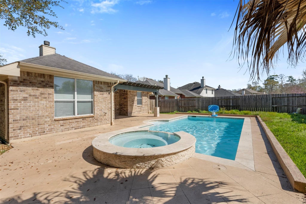 Photo of 12902 Cascadia Knoll Court, Humble, TX 77346 (MLS # 10468934)